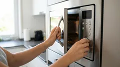 De här tre livsmedlen ska du aldrig värma i mikrovågsugnen: konsekvenserna kan bli irreversibla
